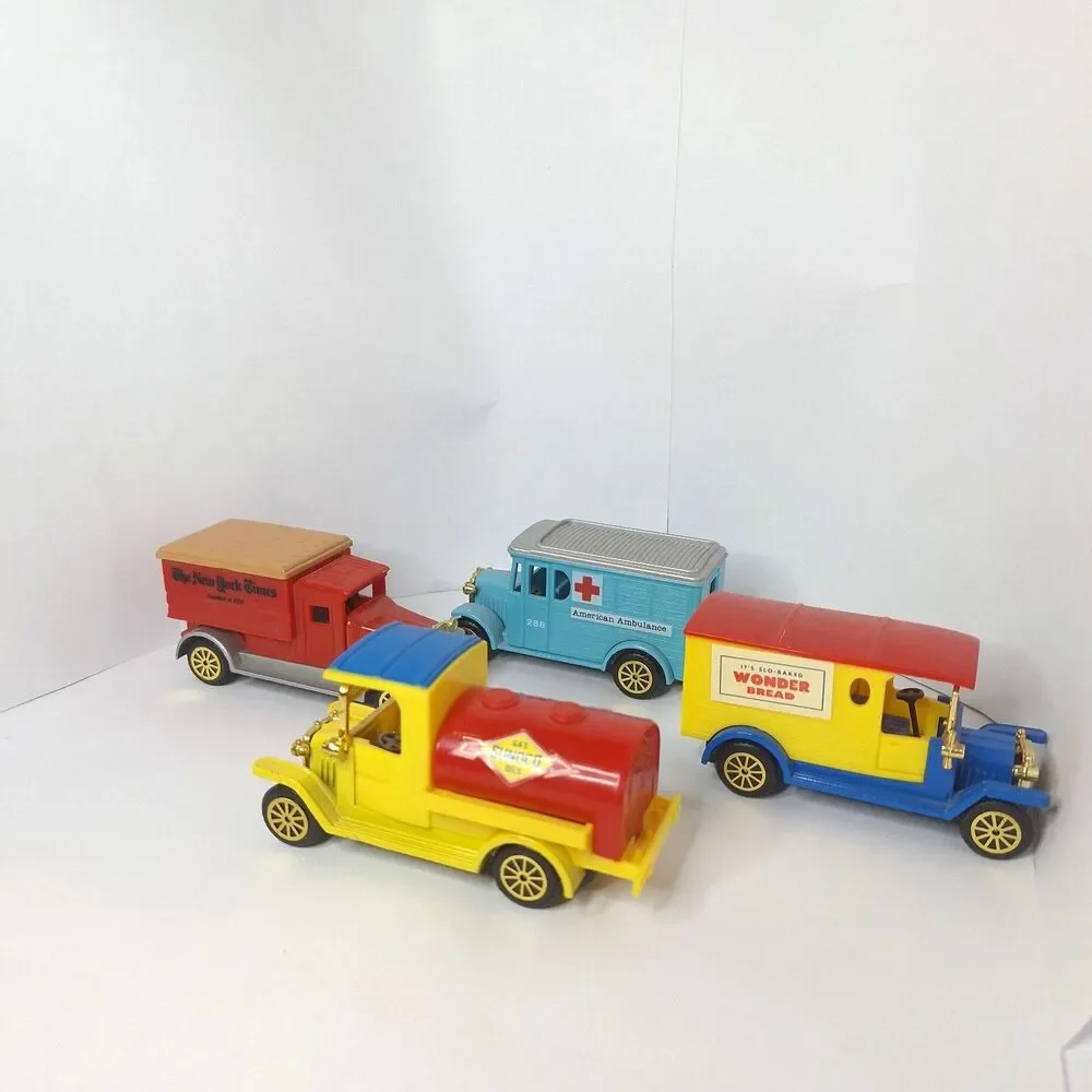 Reader's Digest Classic Trucks 4 diecast models Sunoco Wonder Bread NY Time